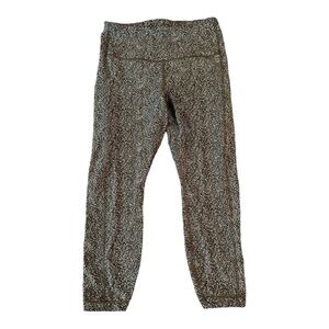 Athleta Women Salutation Stash II Textured Tight, Black and White, Size SP